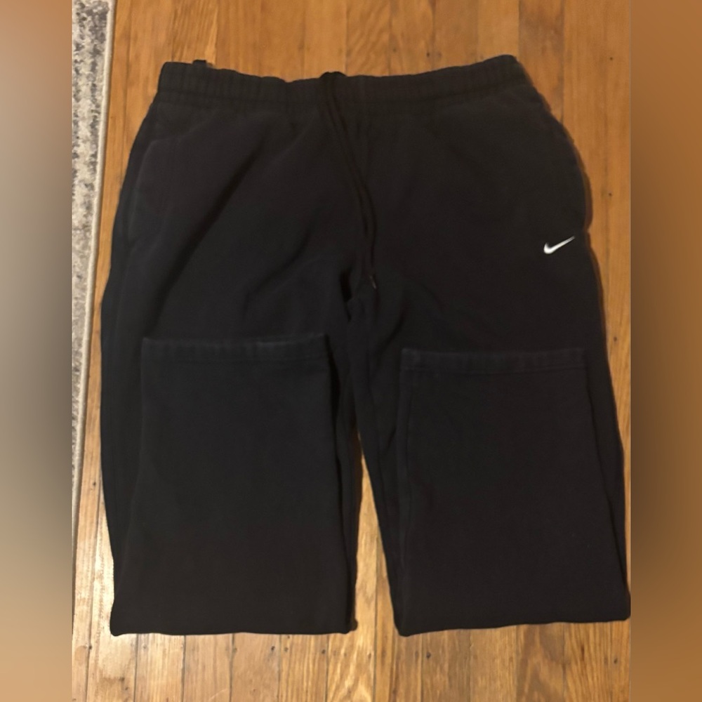 Men’s Nike Sweatpants, Size L